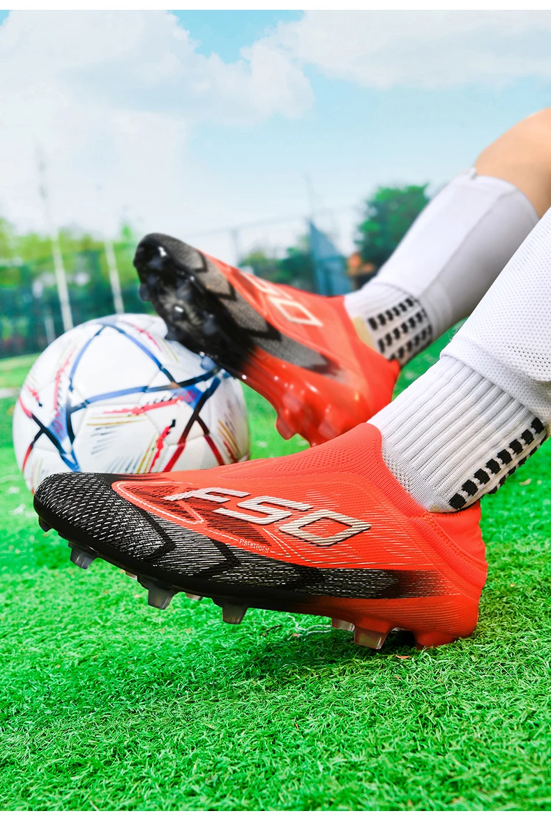 Men New Football Boots Grass Professional Original Resistant Casual Male Soccer Shoes Top Quality Ultralight Football Shoes