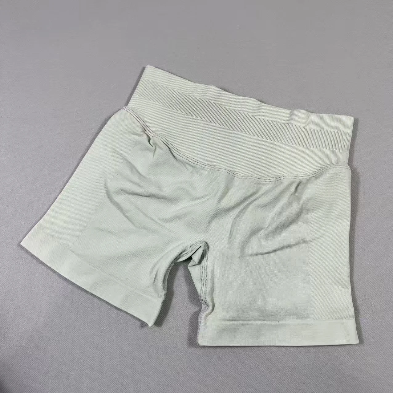 2026 New 4.5" Women Seamless Yoga Biker Shorts Low Waist Scrunch Bum Butt Lifting Tights Running Fitness Gym Workout Shorts