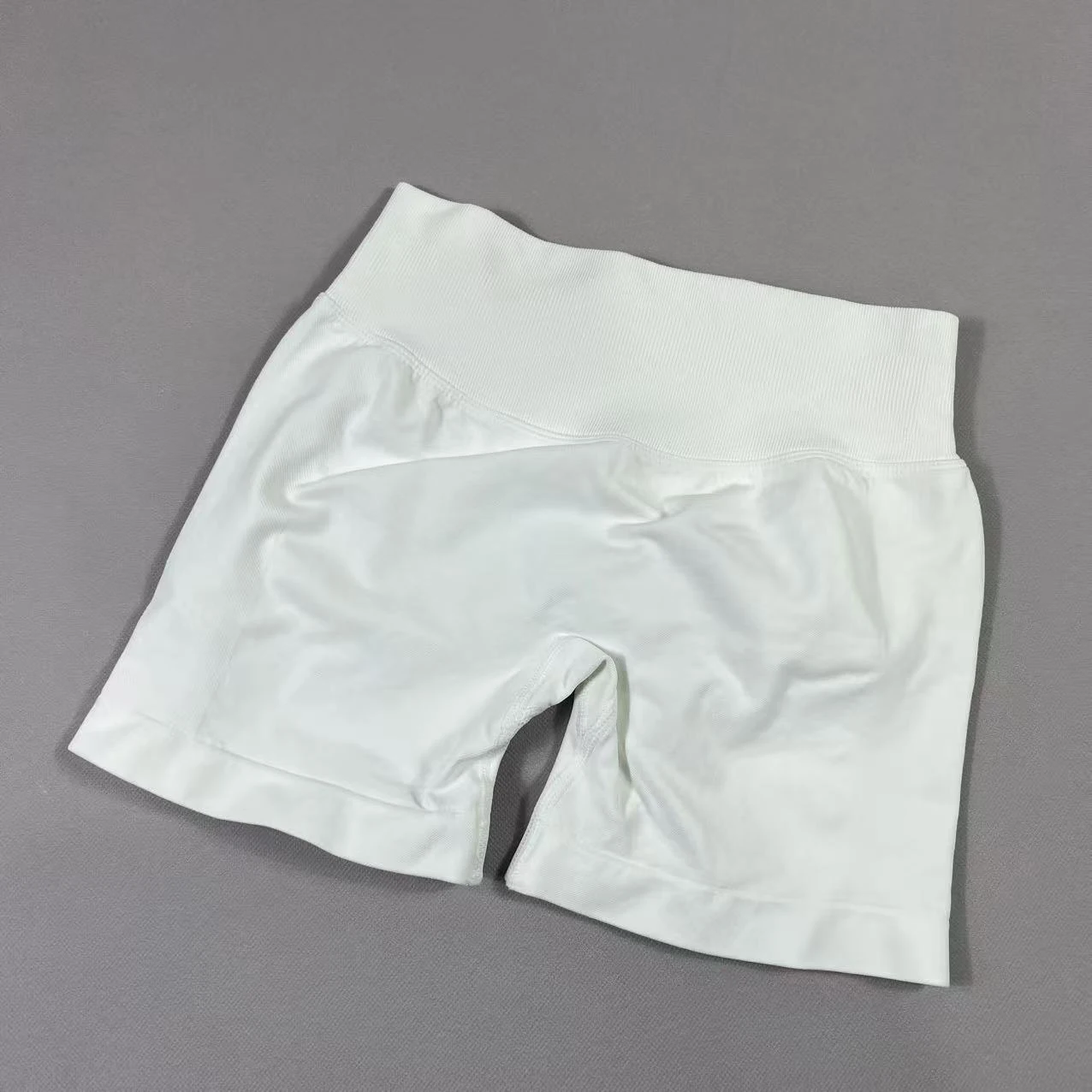 2026 New 4.5" Women Seamless Yoga Biker Shorts Low Waist Scrunch Bum Butt Lifting Tights Running Fitness Gym Workout Shorts
