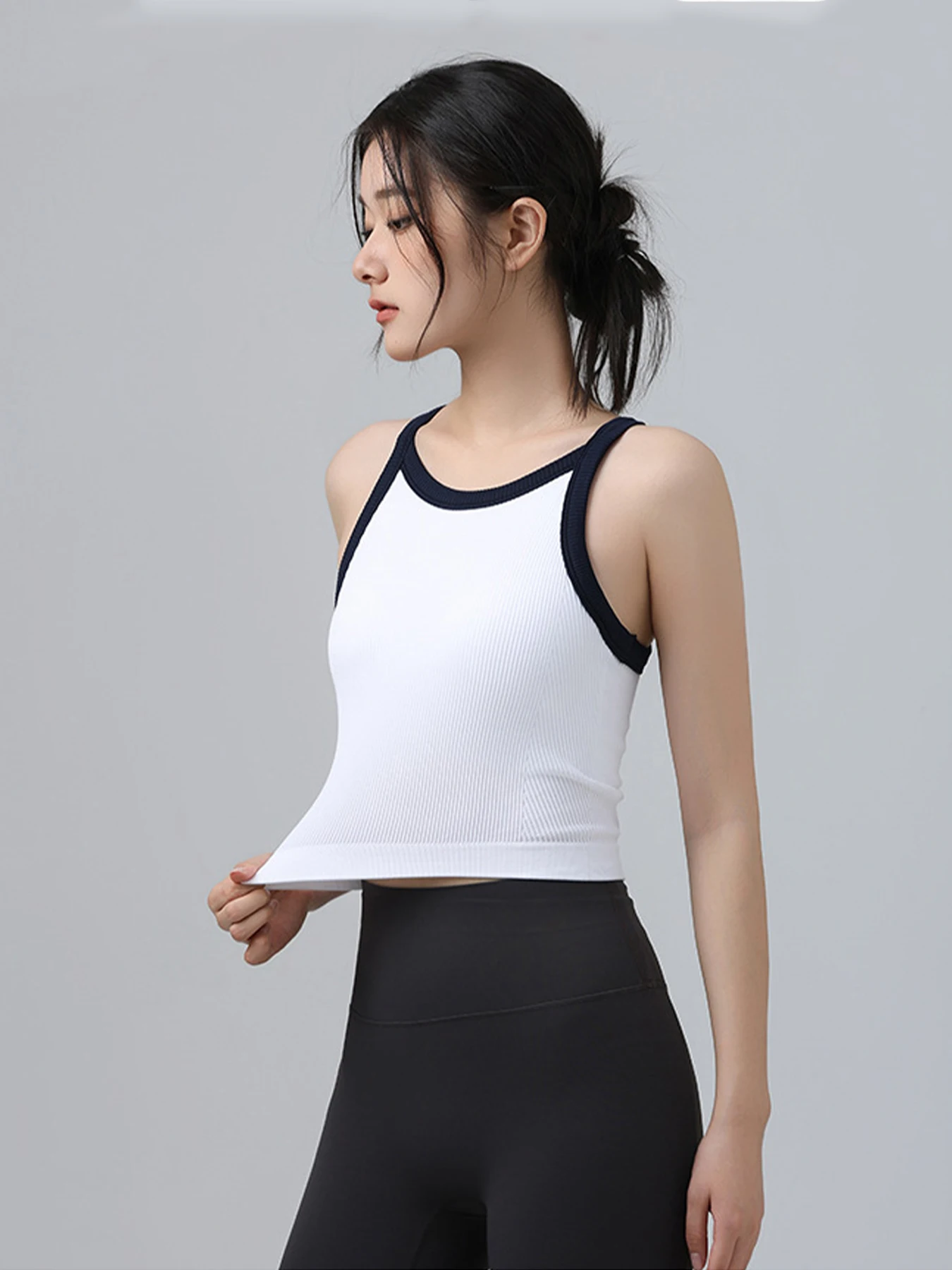 Women's Color Block Sports Bra & Yoga Tank Top Set, Shockproof Support for Running & Training, Stylish Outer-Wear Active Top