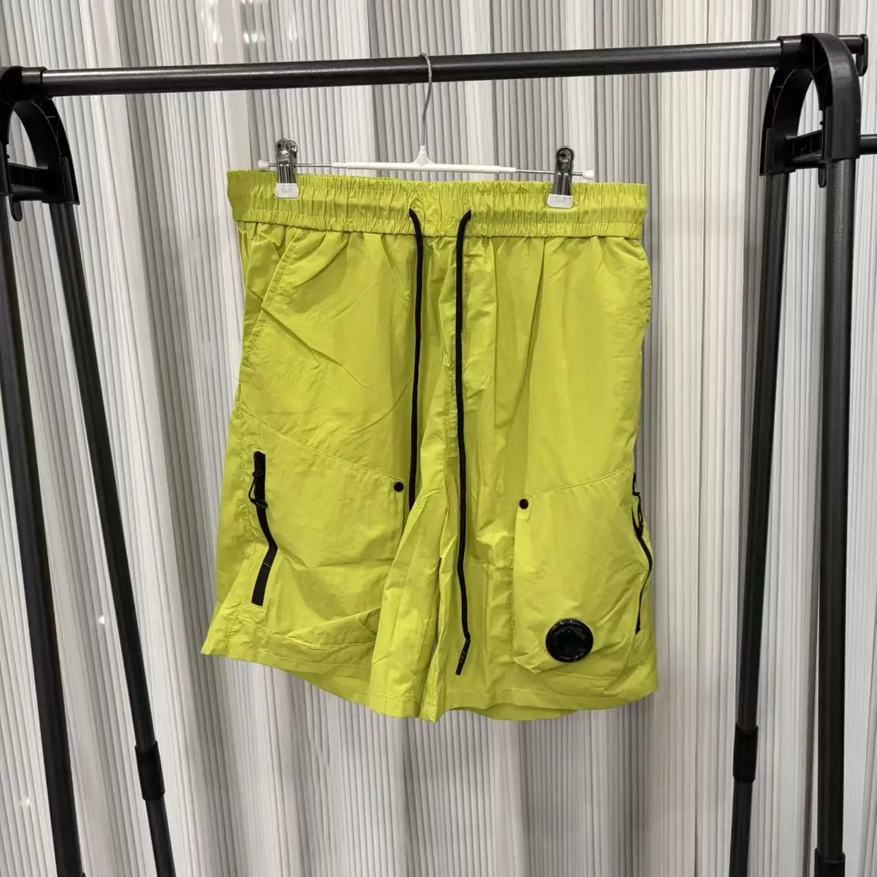 Beach pants, men's ice silk shorts, summer work pants, sports pants, versatile pocket design, beach pants, five quarter pants