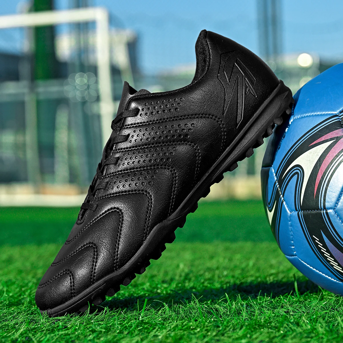 Unisex Adult TF Soccer Shoes PU Breath Fabric Rubber Dense Stud Anti-slip Wearproof Artificial Turf Daily Training Sneakers
