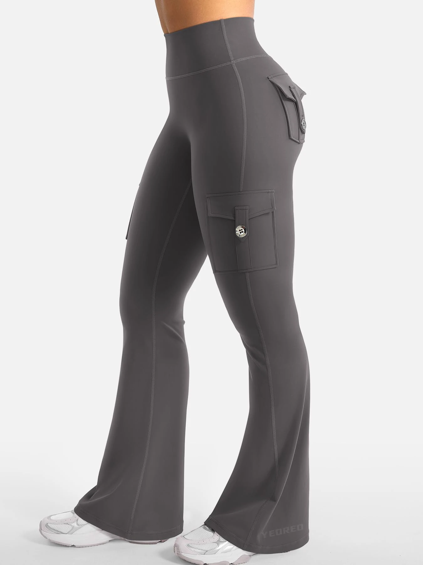 Essential Women's Fitness Pants: High-Waisted Flared Workout Pants with Pockets, Shaping and Tummy-Control Fitness Pants.