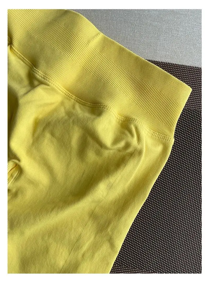 Women's Seamless Cropped Leggings - Peach Butt-Enhancing & Lifting for Yoga, Running & Fitness