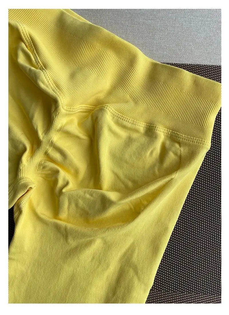 Women's Seamless Cropped Leggings - Peach Butt-Enhancing & Lifting for Yoga, Running & Fitness