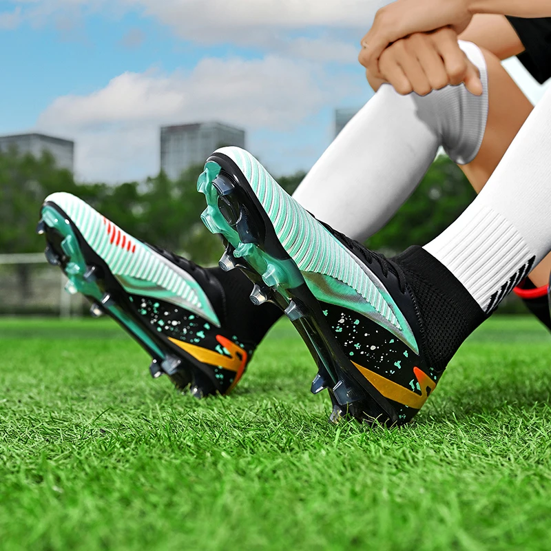 New Men Football Boots Sports Shoes Futsal High Ankle Soccer Shoes High-quality Indoor Non-Slip Outdoor Ultralight Non-Slip
