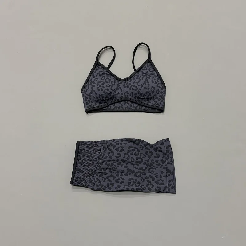 2 Pieces Leopard Print Sports Set Women Seamless Yoga Bra & High Waist Scrunch Butt Shorts Gym Workout Slim Fit Outfit