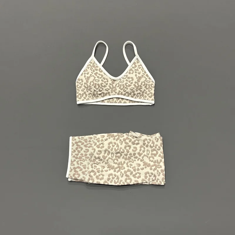 2 Pieces Leopard Print Sports Set Women Seamless Yoga Bra & High Waist Scrunch Butt Shorts Gym Workout Slim Fit Outfit