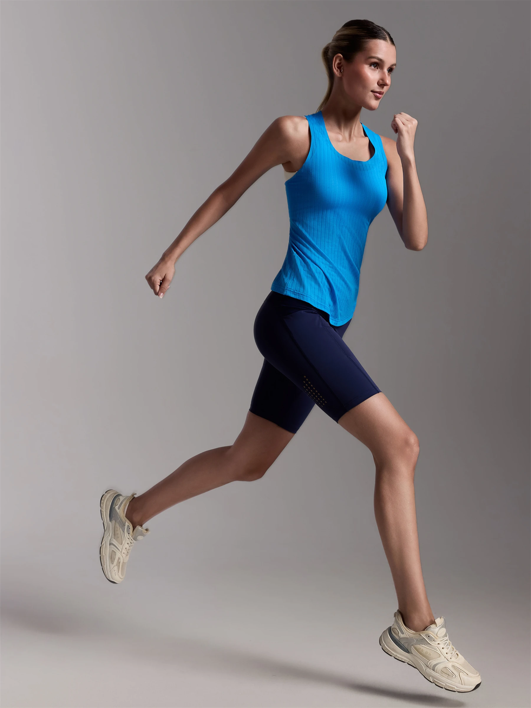 Womens Running Vests Lightweight Tops Marathon Outdoor Sports Fitness Hole Vest Sleeveless Shirts Clothing Quick Dry Breathable