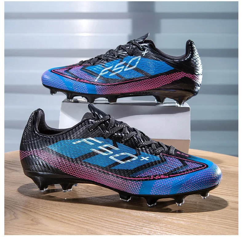 New Men Football Boots Grass Outdoor Sport Training Shoes Match Non-Slip Soccer Shoes Professional Ultralight Sneakers Unisex