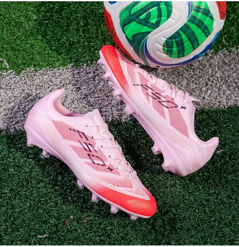 New Men Football Boots Grass Outdoor Sport Training Shoes Match Non-Slip Soccer Shoes Professional Ultralight Sneakers Unisex