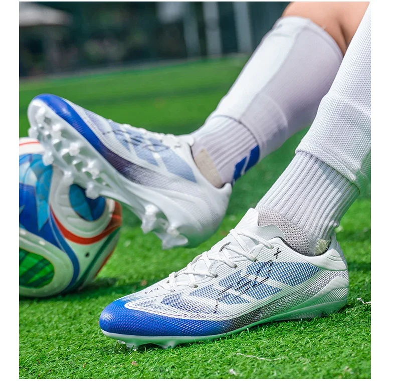 New Men Football Boots Grass Outdoor Sport Training Shoes Match Non-Slip Soccer Shoes Professional Ultralight Sneakers Unisex