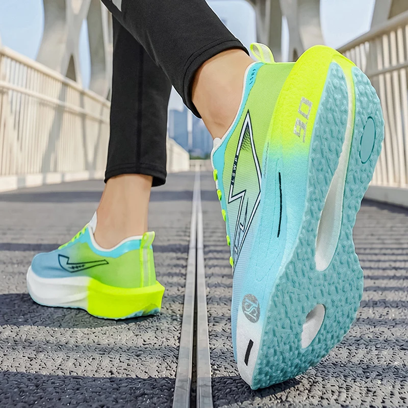Men's Shock-Absorbing Breathable Running Shoes - All-Season Low-Top Training Sneakers for Hiking and Casual Wear, Fashionable Sports Style Trendy Shoes