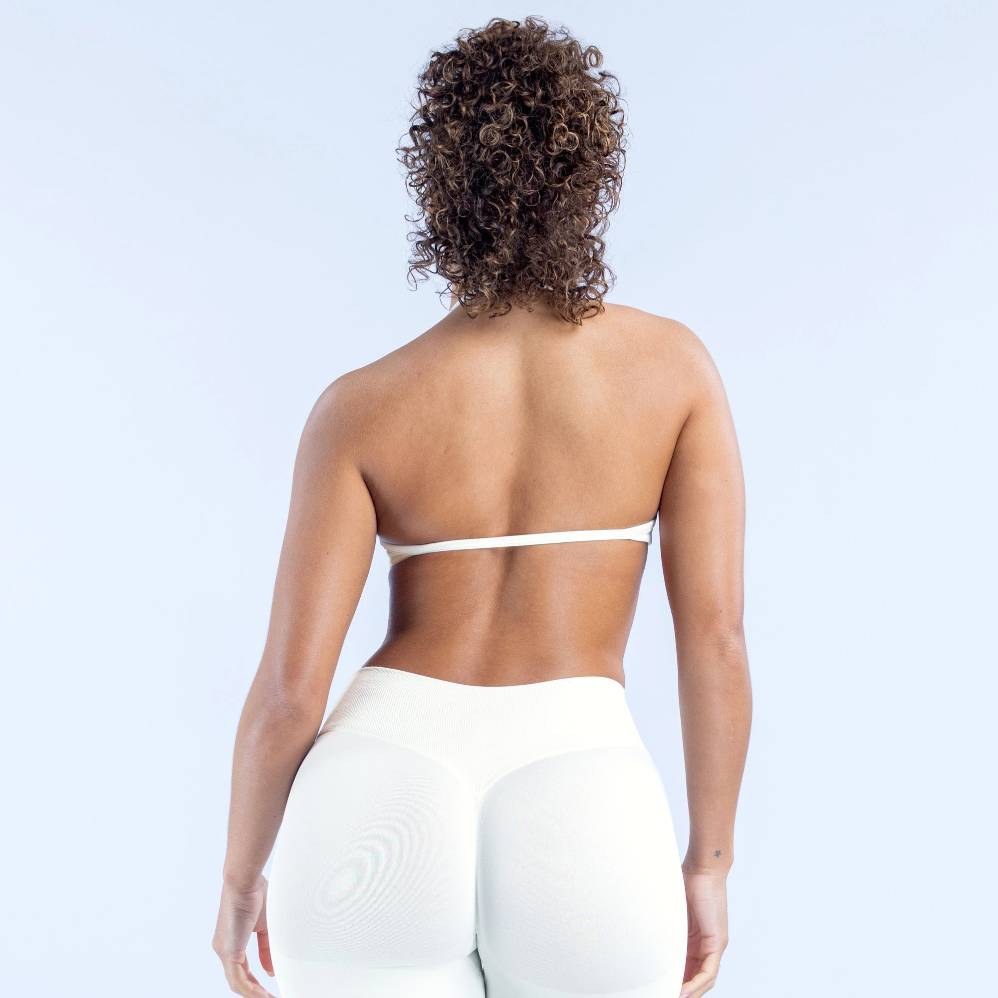 2 Piece Sports Gym Set Strappy Bra Ruched Backless Halter Push Up Yoga Scrunch Shorts Running Sportswear Woman Seamless Yoga Set