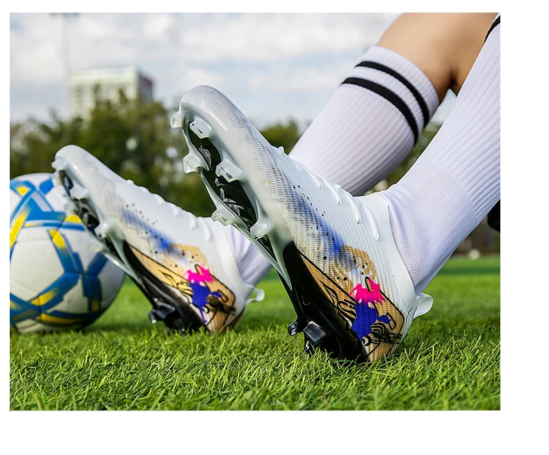 New Men Football Boots Soccer Cleats FG Non-Slip Training Shoes Soccer Shoes Long Spikes Match Ultralight Outdoor Drop Shipping