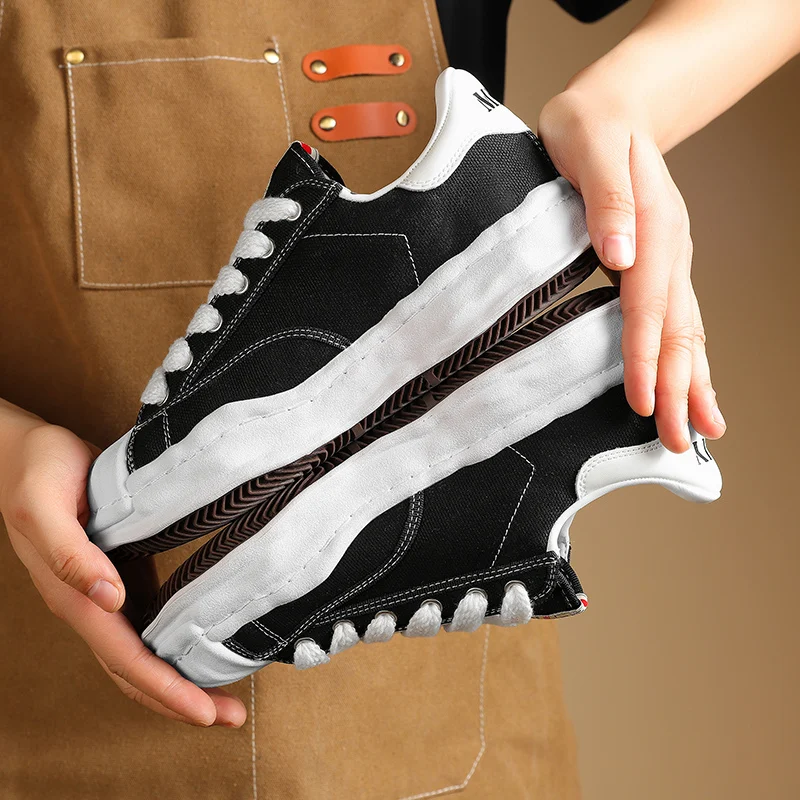 Summer Women Casual Shoes Men's Sports footwear Casual Thick Soled Male Soft Comfortable Non-slip Outdoor Fashion Board sneakers