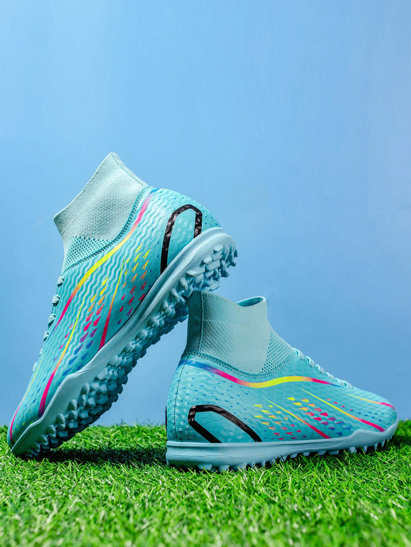 Professional Training TF Soccer Shoes for Men Women Kids PU+Fabric Breathable Wear-Resistant Rubber Sole