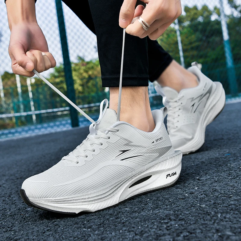 Women’s Fashion Versatile Comfortable Lightweight Running Shoes with Cushioning Technology and Carbon Plate, Unisex Competitive