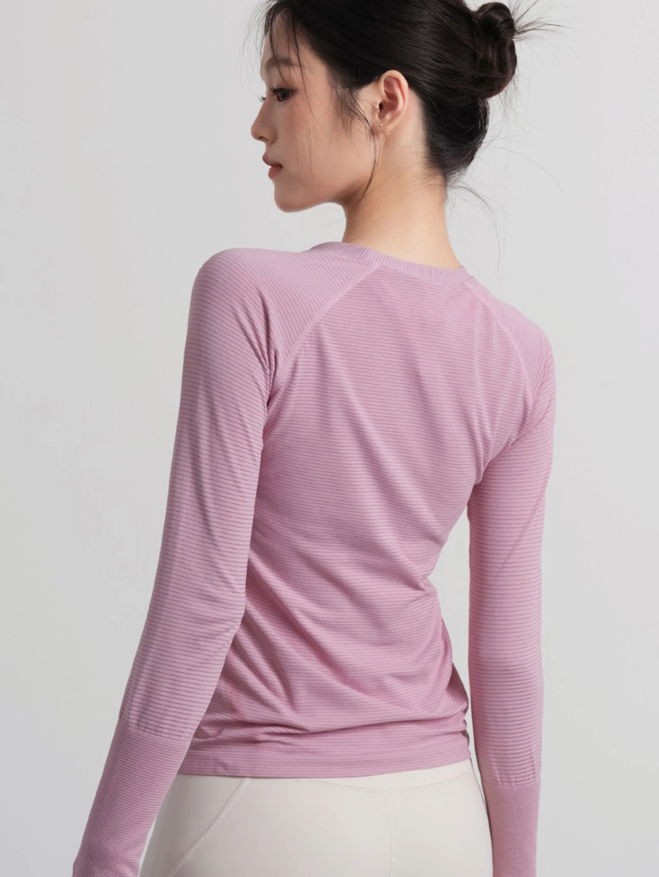 Women's Autumn & Winter Yoga Training Top, High Stretch Slim Fit Crew Neck, Quick-Dry Long Sleeve Sports Fitness Shirt