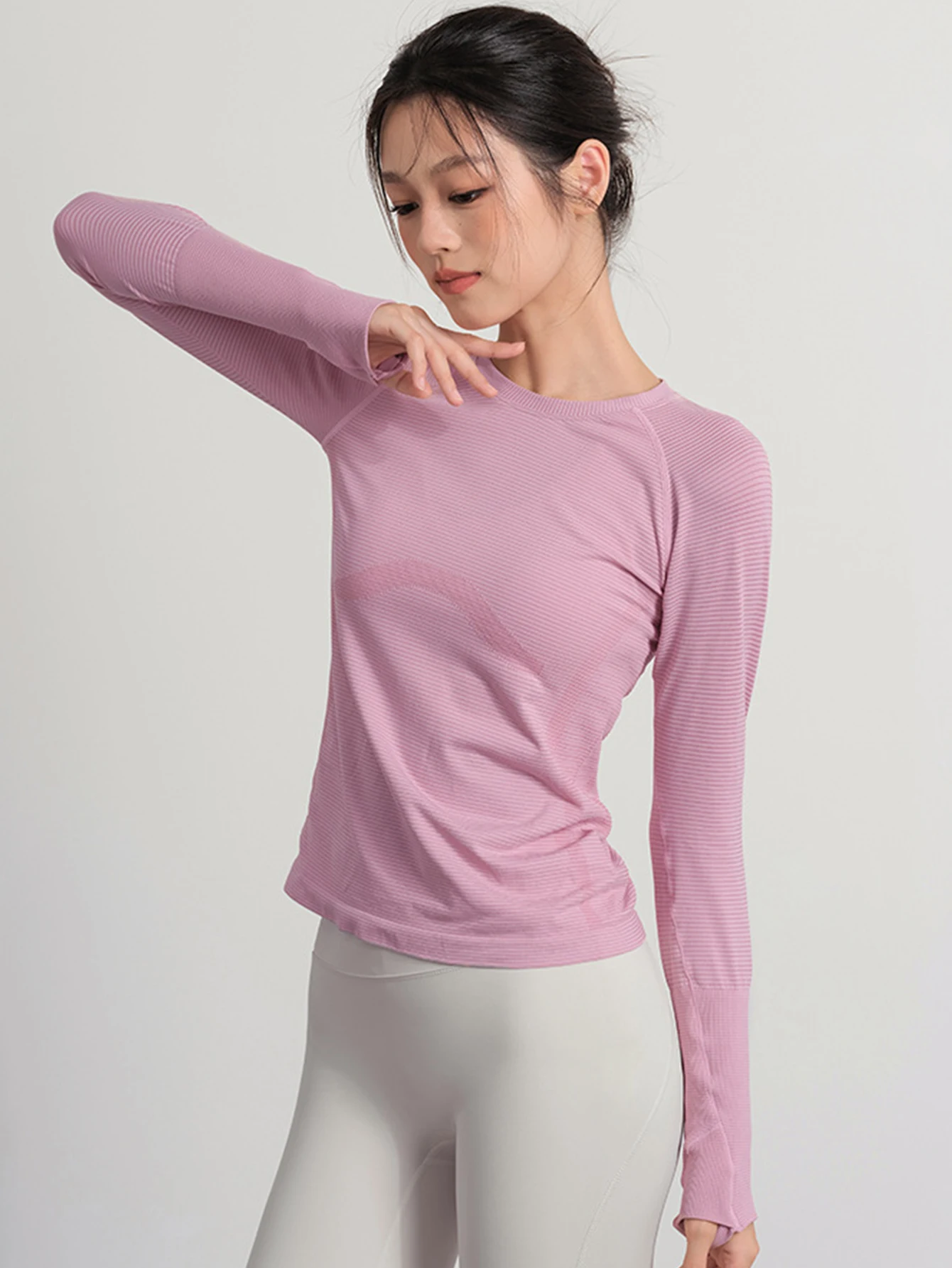 Women's Autumn & Winter Yoga Training Top, High Stretch Slim Fit Crew Neck, Quick-Dry Long Sleeve Sports Fitness Shirt