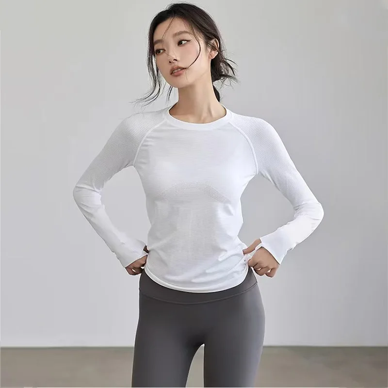 Women's Autumn & Winter Yoga Training Top, High Stretch Slim Fit Crew Neck, Quick-Dry Long Sleeve Sports Fitness Shirt