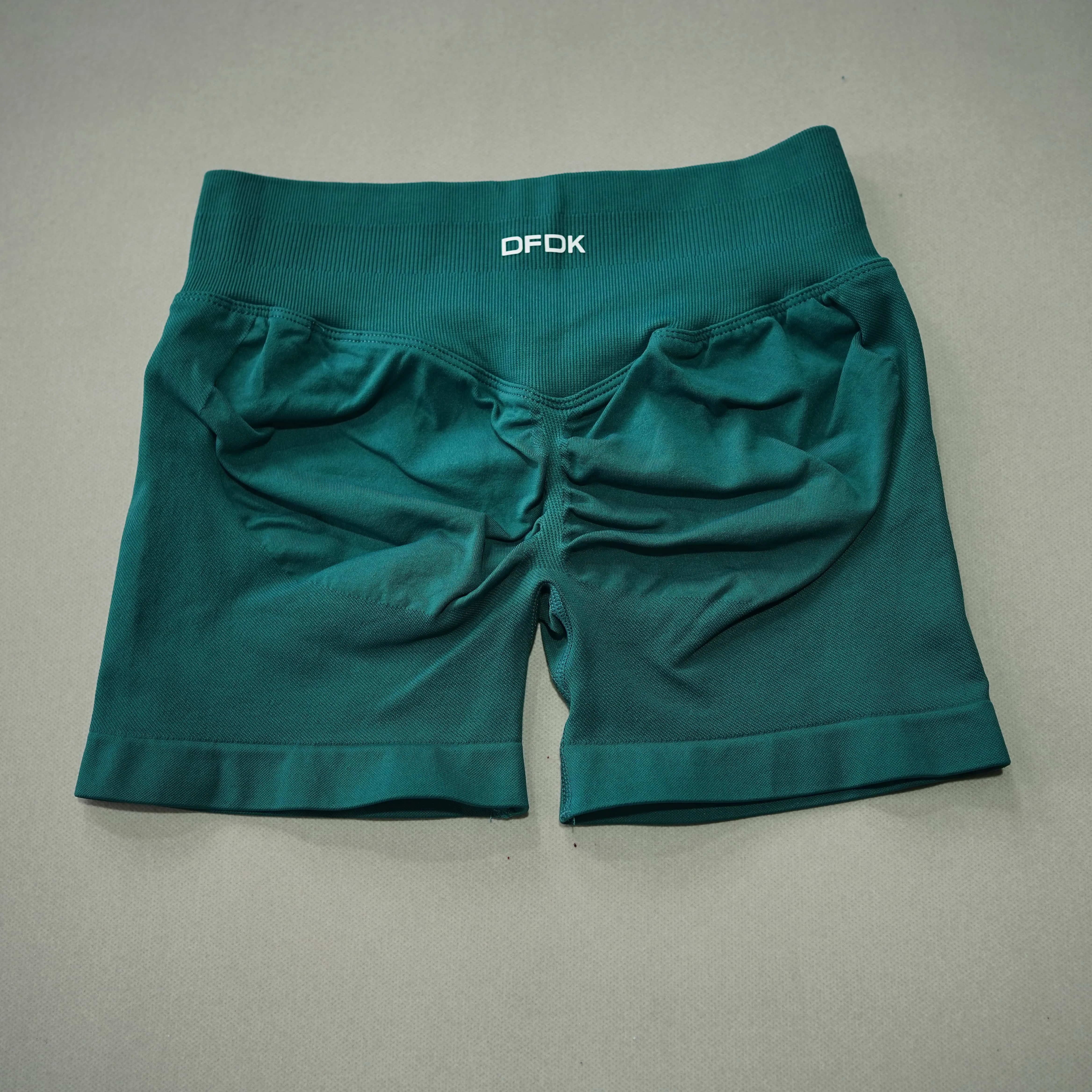 DFDK 4.5 Inch Biker Shorts Women High Waist Scrunch Booty Push Up Squat Proof Quick Dry Gym Yoga Running Sport Shorts