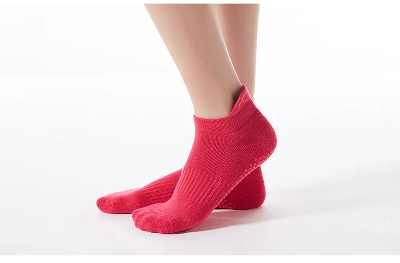 Professiona Yoga Socks for Women Non Slip Pilates Socks Grip Socks for Sports Barefoot Barre Ballet