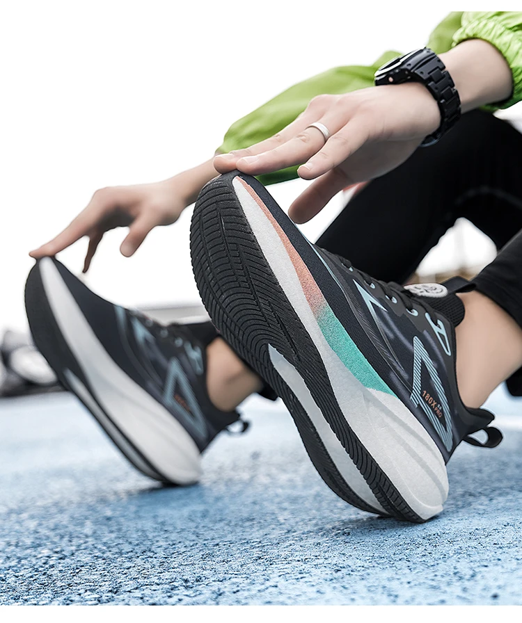 2026 New Men's and Women's Running Shoes Breathable Leisure Sports Shoes Non-Slip Cushioning Comfortable Tennis Shoes Male 36-45