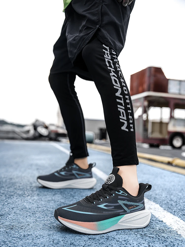 2026 New Men's and Women's Running Shoes Breathable Leisure Sports Shoes Non-Slip Cushioning Comfortable Tennis Shoes Male 36-45