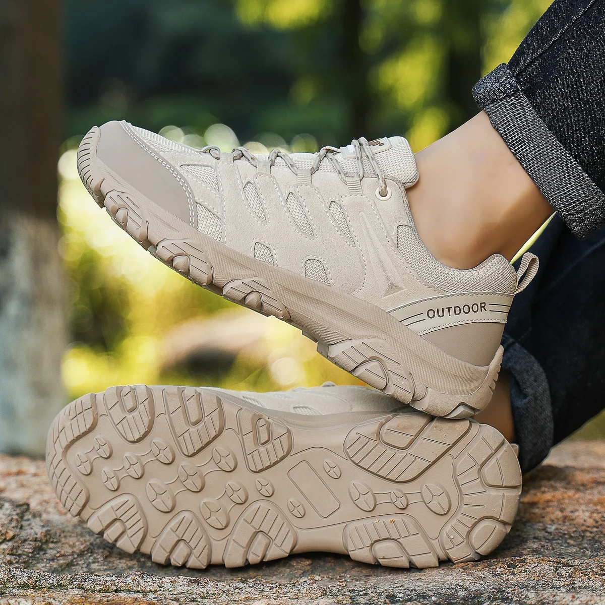 Men Off-Road Hiking Shoes Mountain Sneakers Winter Retro Leather Shoe Sport Outdoor Black Trail Running Footwear Low Top Spring