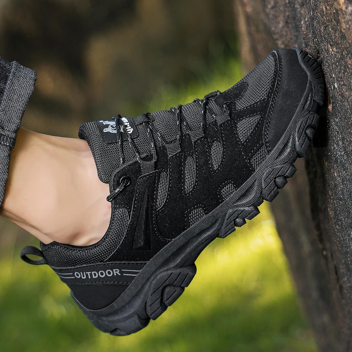 Men Off-Road Hiking Shoes Mountain Sneakers Winter Retro Leather Shoe Sport Outdoor Black Trail Running Footwear Low Top Spring