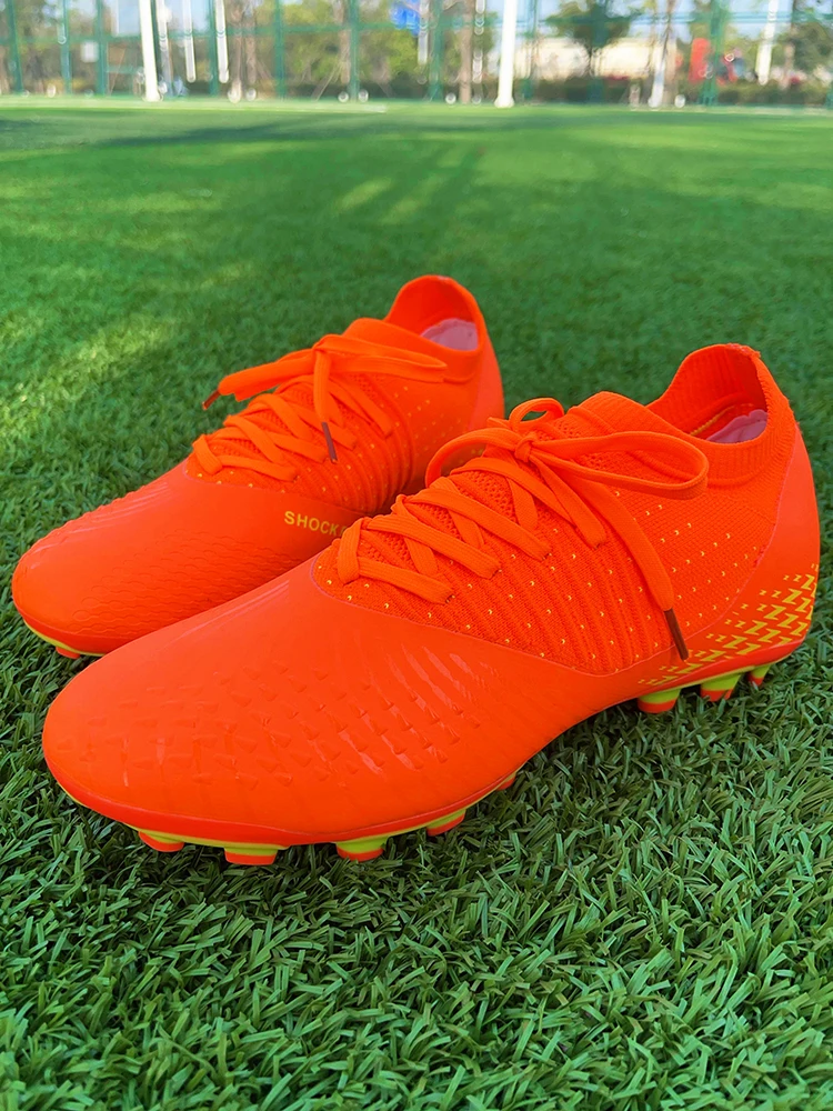 Men Football Cleats Fashion Youth Soccer Shoes Knit Football Training Trainers Breathable Society Campo Non Slip Sports Footwear