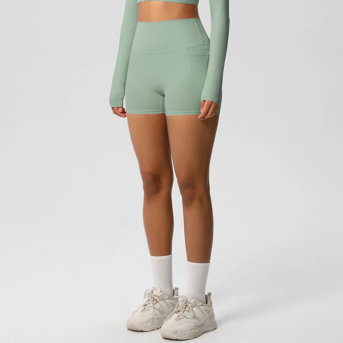 Women's Solid Color Nylon Yoga Tightening Tummy Lifting Shorts Outdoor Cycling Running With Pockets Sports Shorts Gym Pilates
