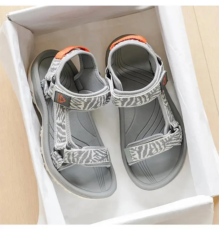 Women's Outdoor Sandals Quick-Dry Summer EVA Lightweight Hiking Beach Walking Shoes with Arch Support Adjustable Straps