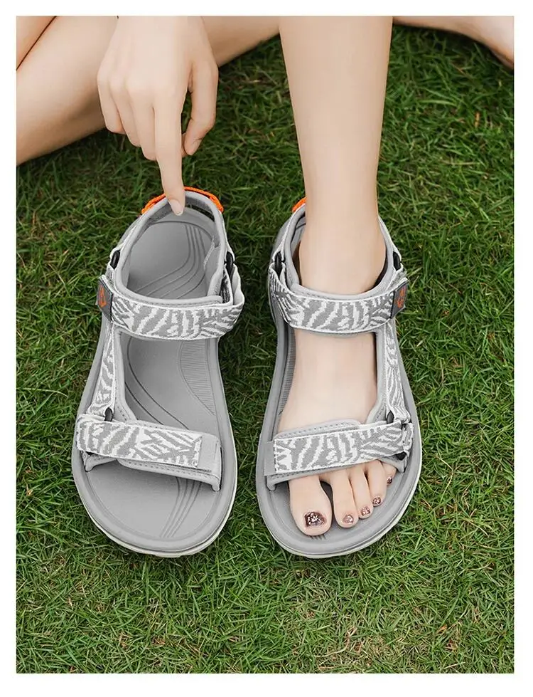 Women's Outdoor Sandals Quick-Dry Summer EVA Lightweight Hiking Beach Walking Shoes with Arch Support Adjustable Straps