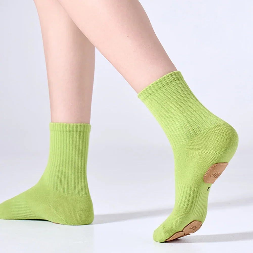 Non Slip Modern Dance Yoga Socks Girls Women Men Cotton Socks Ballet Socks Pilates Yoga Kids Adults Dance Stockings