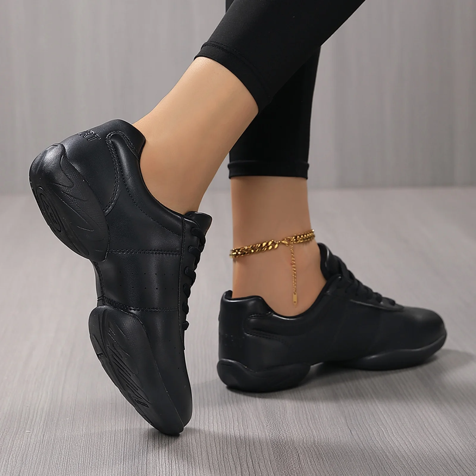 Cheerleading Shoes Women Girls Kids Youth White Black Cheer Shoes Dance Sneakers Lightweight Aerobics Sports Footwear 610