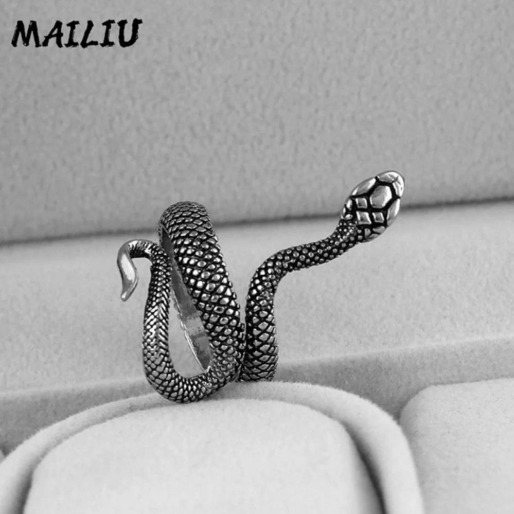9styles European Retro Punk Exaggerated Spirit Black Snake Ring Fashion Personality Stereoscopic Opening Adjustable Ring Jewelry