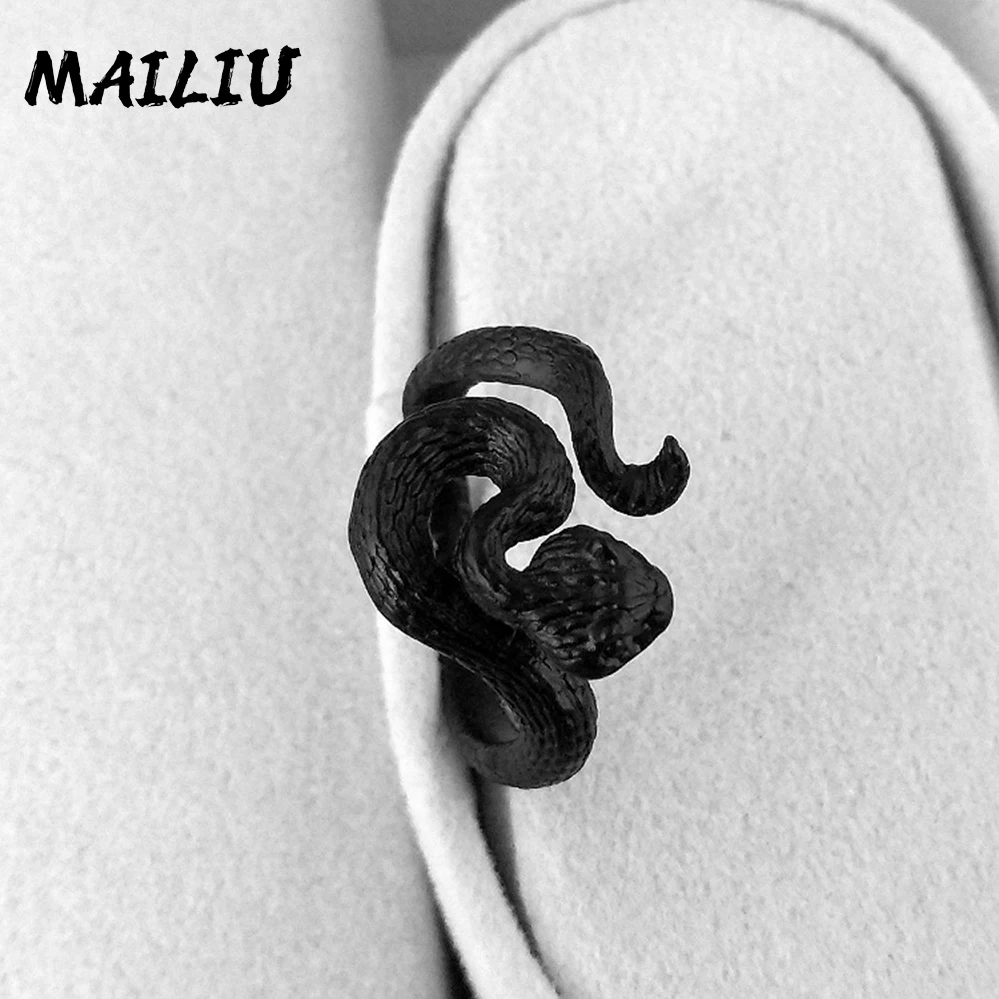 9styles European Retro Punk Exaggerated Spirit Black Snake Ring Fashion Personality Stereoscopic Opening Adjustable Ring Jewelry