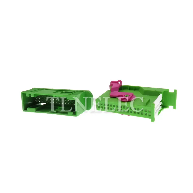 32 Pin Way Automotive Ecu Terminal for Audi VW Seat Skoda Plug Connector 1J0972977C 1J0972977D