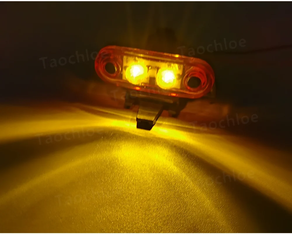 2pcs 24V For Volvo FH FM Truck Cab Roof Marker Light For FH13 truck top lamp OEM 82116545 21087346