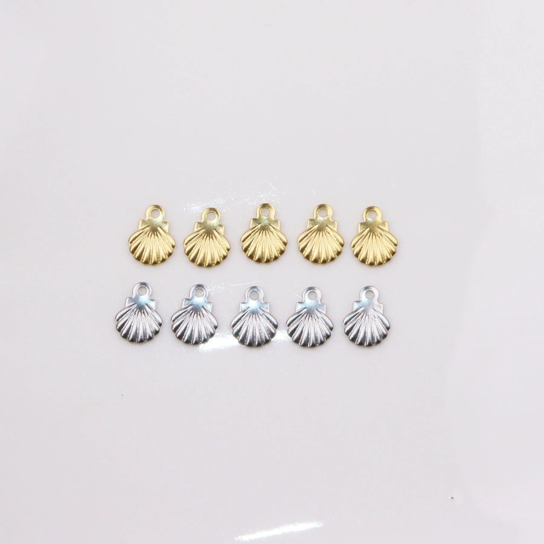 100/20pcs 6mm Wholesale StainlessSteel Mini Shell Dangling Charms DIY Anklets Earrings Bracelets Unfading Colorless 2 Colors