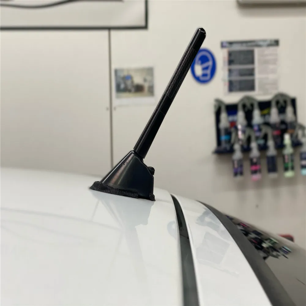 Car Short Stubby Mast Antenna for Suzuki Vitara Swift Ignis Kizashi SX4 Baleno Ertiga 2016 2017 2018