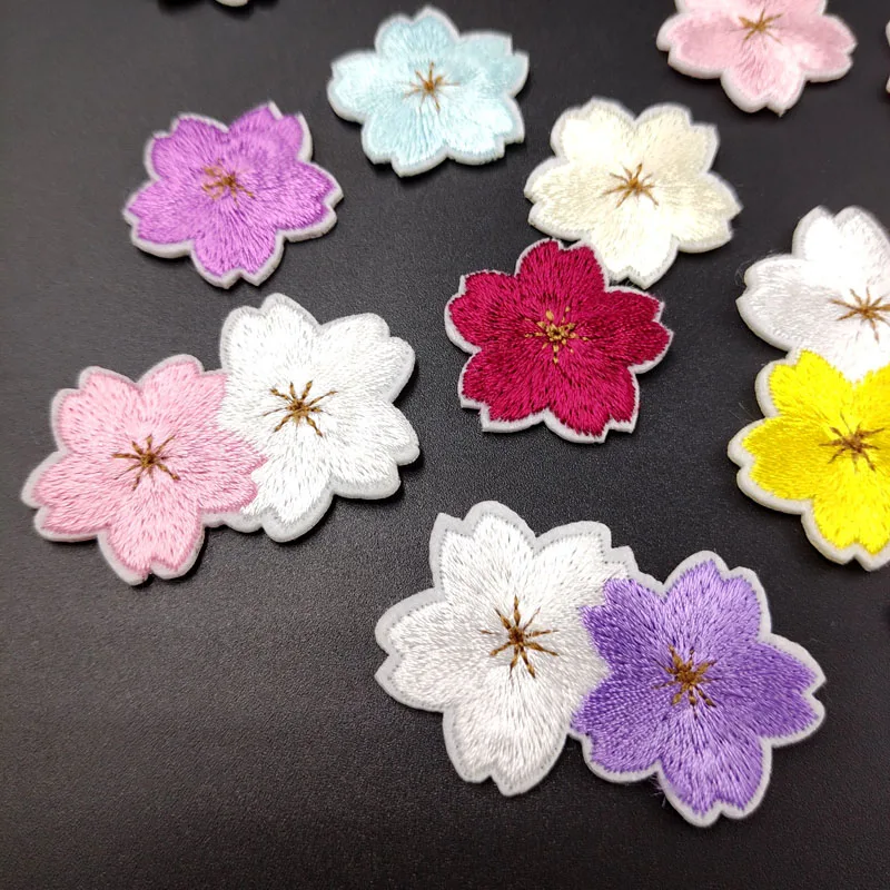 Sakura Patches Embroidery For T-Shirt Iron On Appliques Clothes Jeans Stickers Badges Parche