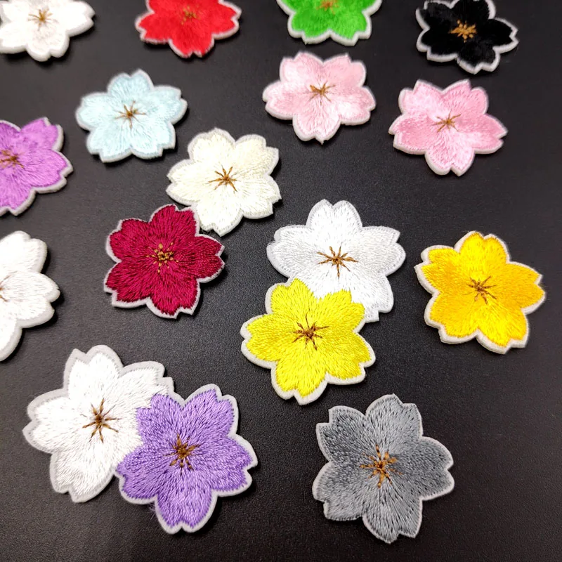 Sakura Patches Embroidery For T-Shirt Iron On Appliques Clothes Jeans Stickers Badges Parche