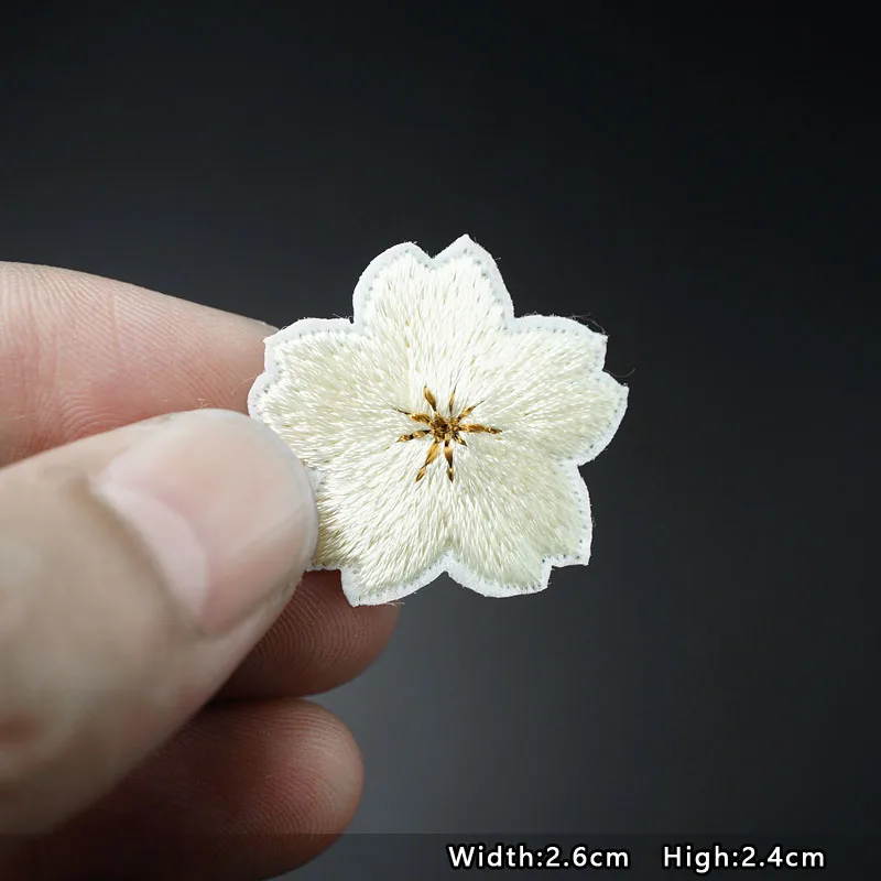 Sakura Patches Embroidery For T-Shirt Iron On Appliques Clothes Jeans Stickers Badges Parche