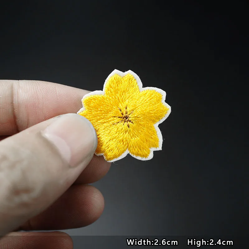 Sakura Patches Embroidery For T-Shirt Iron On Appliques Clothes Jeans Stickers Badges Parche