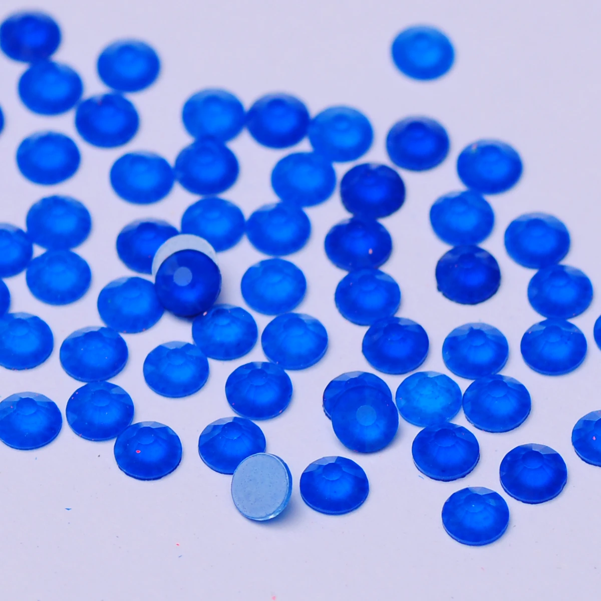 YANRUO 2058 Non Electric Neno Rhinestones Non Hot fix Fluorescent Shiny Crystal For Nails Art Decoarion Crystals
