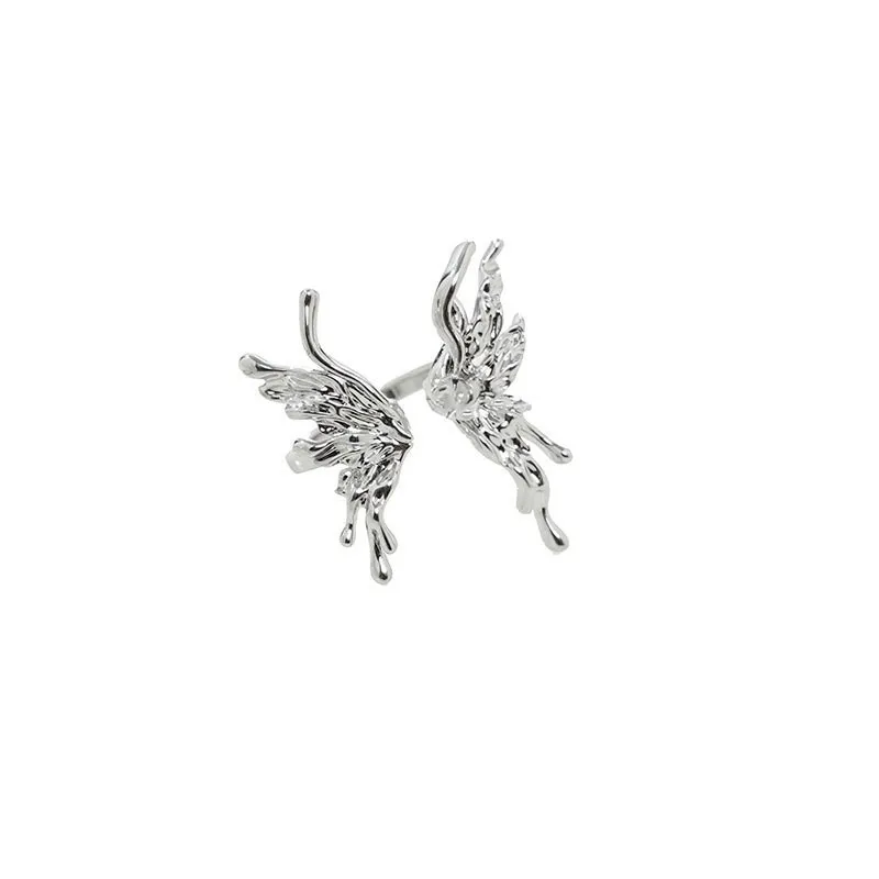 2023 Punk Vintage Metal Liquid Dissolved Butterfly Women's Adjustable Ring Fashion Exquisite Anime Insect Ring Gothic Jewelry