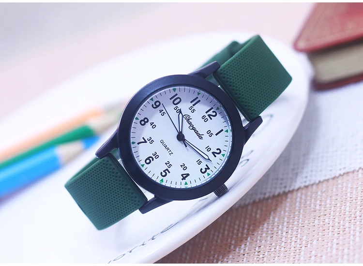 Chaoyada Fashion Women Men Girls Boys Sports Silicone Strap Quartz Watches Junior High School Students Gifts Watches 6 Colors